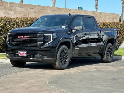 Certified 2026 GMC Sierra 1500 Elevation w/ Preferred Package AWD/4WD image 8