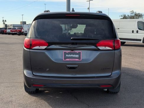 Used 2019 Chrysler Pacifica Limited w/ Advanced Safetytec Group image 6