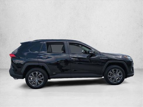 Certified 2025 Toyota RAV4 Limited w/ Advanced Technology Package AWD/4WD image 4