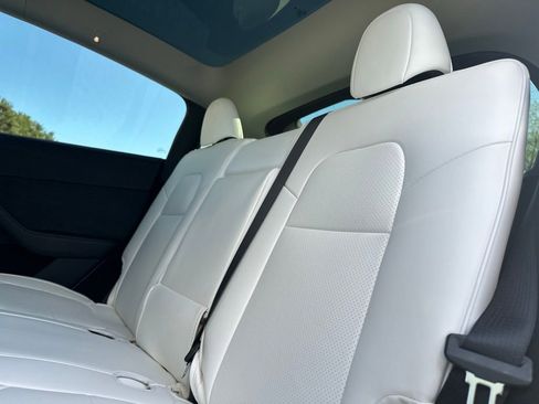 Used 2024 Tesla Model Y Long Range image 20