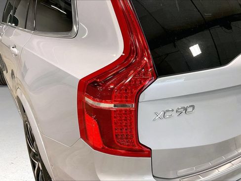 Certified 2023 Volvo XC90 B6 Plus w/ Protection Package Premier AWD/4WD image 23