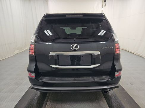 Used 2023 Lexus GX 460 Luxury w/ Sport Design Package image 6