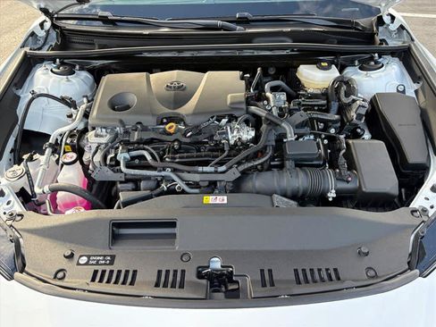 Used 2026 Toyota Camry SE FWD image 31