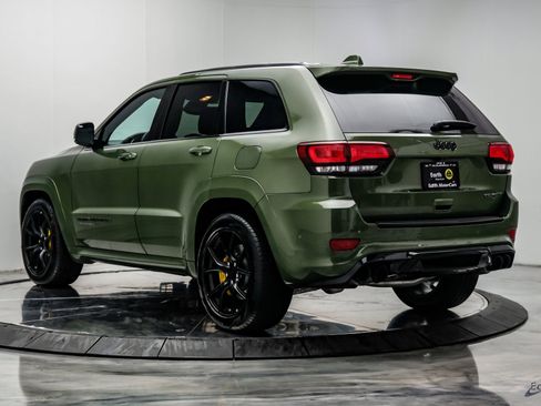 Used 2021 Jeep Grand Cherokee Trackhawk w/ Trailer Tow Group IV AWD/4WD image 12