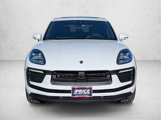 Used 2025 Porsche Macan video 2