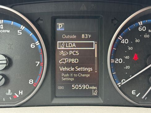 Used 2017 Toyota RAV4 XLE w/ Plus Special Value Package FWD image 9