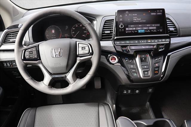 New 2026 Honda Odyssey Elite image 25
