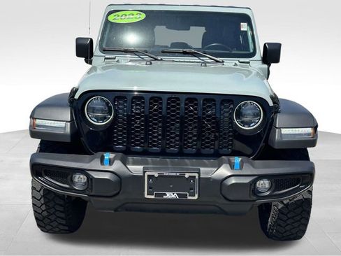 Used 2023 Jeep Wrangler Unlimited w/ Cold Weather Group AWD/4WD image 24