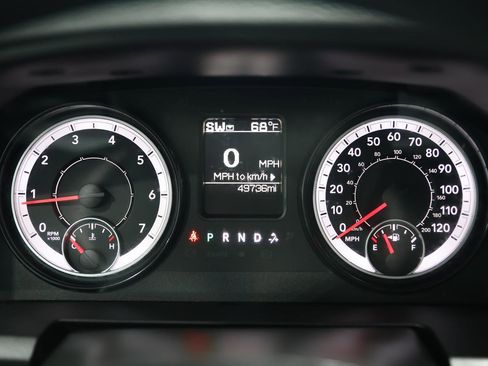 Used 2019 RAM 1500 Express image 11