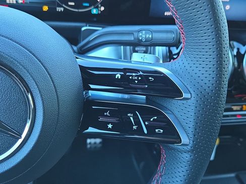 Used 2026 Mercedes-Benz GLB 250 GLB 250 image 22