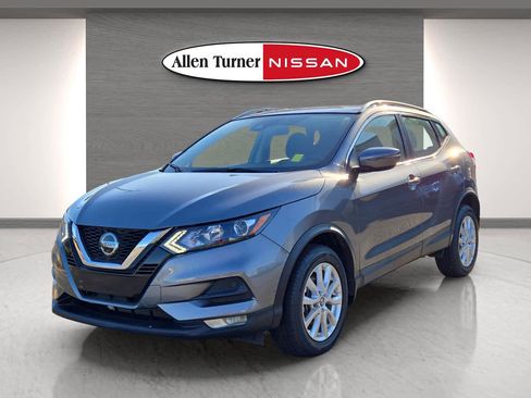 Used 2021 Nissan Rogue Sport SV image 3