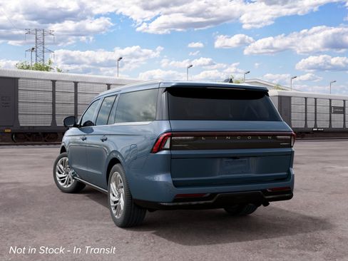 New 2027 Lincoln Navigator L Reserve AWD/4WD image 8