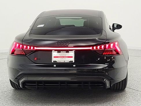 Used 2024 Audi RS e-tron GT image 6