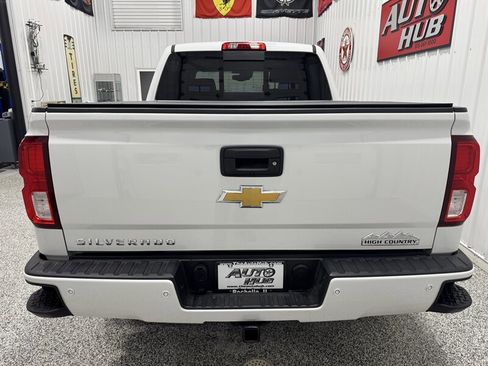 Used 2017 Chevrolet Silverado 1500 High Country image 9
