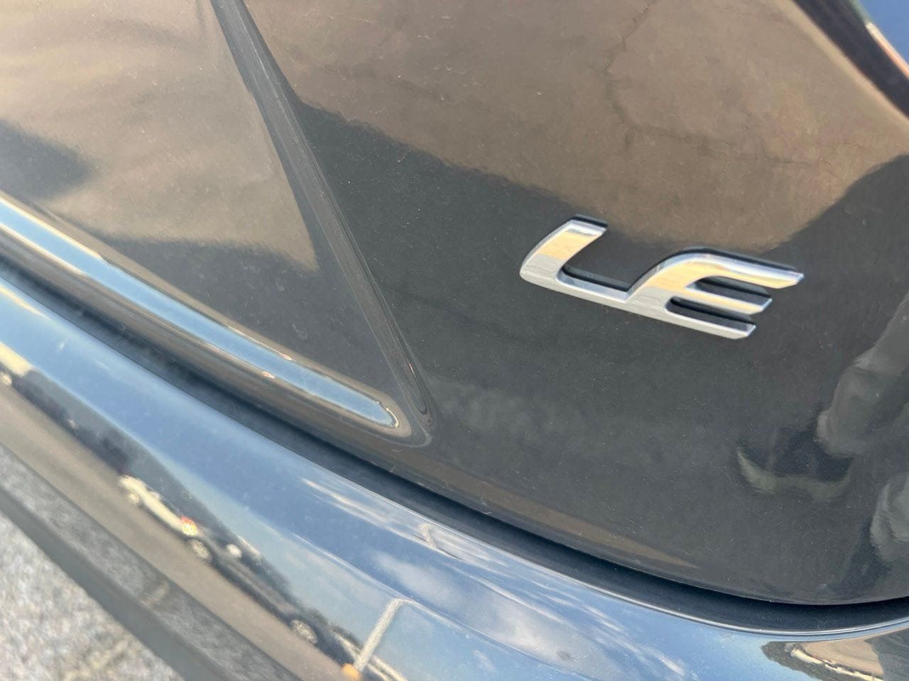 Used 2025 Toyota Corolla LE FWD image 7