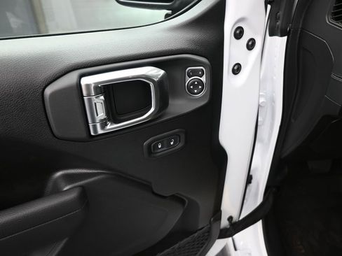 New 2026 Jeep Gladiator Rubicon AWD/4WD image 13