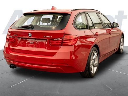 Used 2014 BMW 328i xDrive Wagon AWD/4WD image 3
