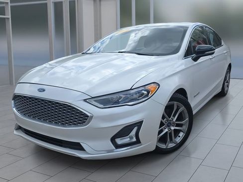 Used 2019 Ford Fusion Titanium FWD image 1