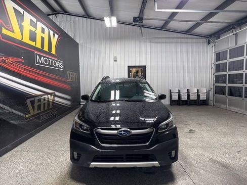 Used 2022 Subaru Outback Limited AWD/4WD image 17