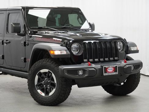 Certified 2022 Jeep Wrangler Unlimited Rubicon w/ Cold Weather Group image 3
