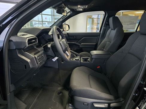 New 2026 Toyota 4Runner SR5 image 18