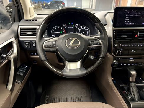 Used 2023 Lexus GX 460 Premium w/ Premium Plus Package AWD/4WD image 30