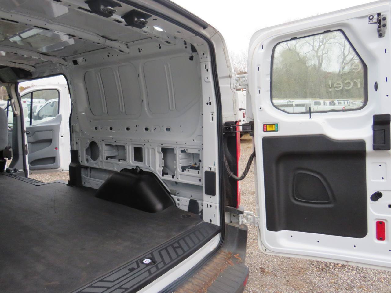 Used 2019 Ford Transit 250 148 Low Roof RWD image 35