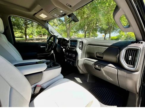 Used 2021 Chevrolet Silverado 1500 LT RWD image 8