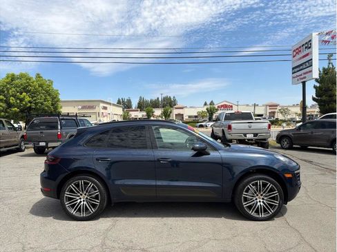 Used 2015 Porsche Macan S AWD/4WD image 3