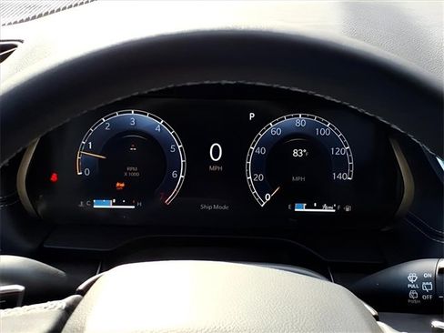 New 2025 Jeep Grand Cherokee L Limited image 26