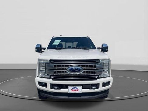 Certified 2017 Ford F250 Platinum w/ Platinum Ultimate Package image 3