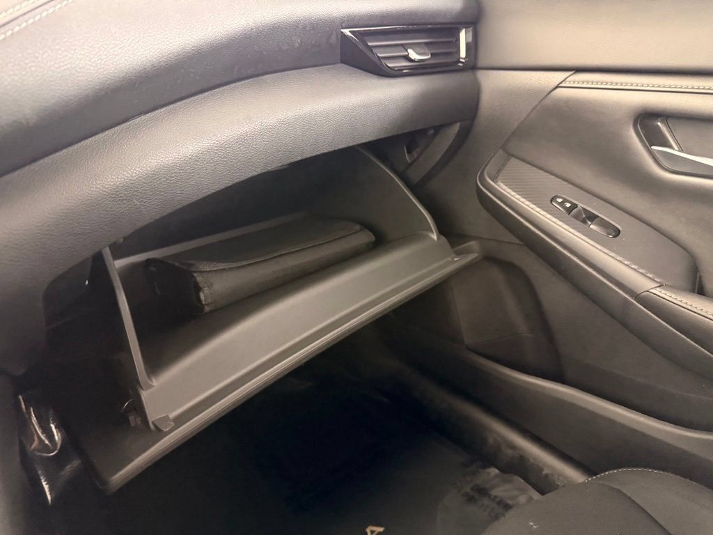 Used 2023 Nissan Sentra SV FWD image 34