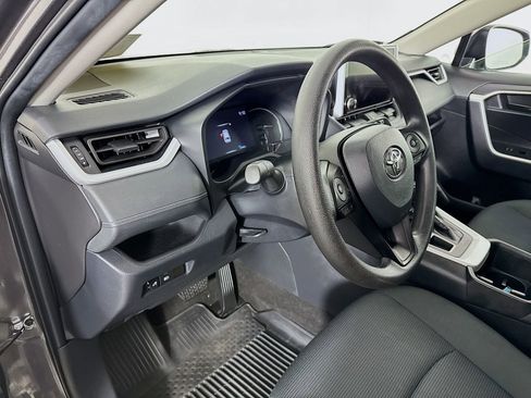 Certified 2024 Toyota RAV4 LE AWD/4WD image 9