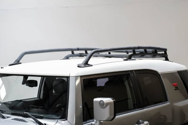 Used 2010 Toyota FJ Cruiser 4WD image 40