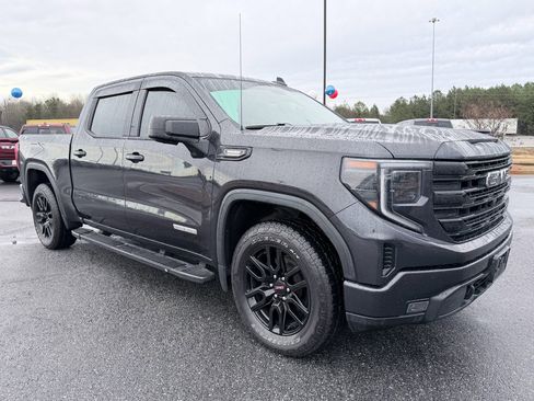 Used 2022 GMC Sierra 1500 Elevation w/ Elevation Premium Package image 2