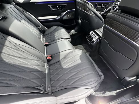 New 2026 Mercedes-Benz S 63 AMG S image 19