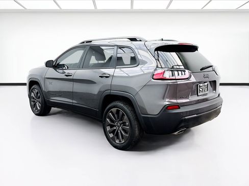 Used 2021 Jeep Cherokee Latitude Lux 80th Anniv w/ Quick Order Package 26U 80TH image 6