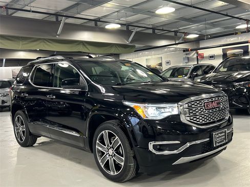 Used 2019 GMC Acadia Denali w/ Technology Package image 1