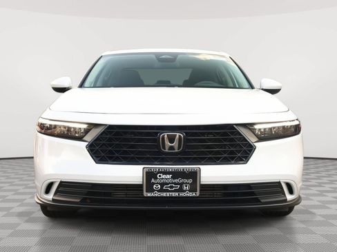 Used 2024 Honda Accord EX image 2