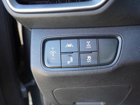 Used 2019 Hyundai Santa Fe SE AWD/4WD image 22