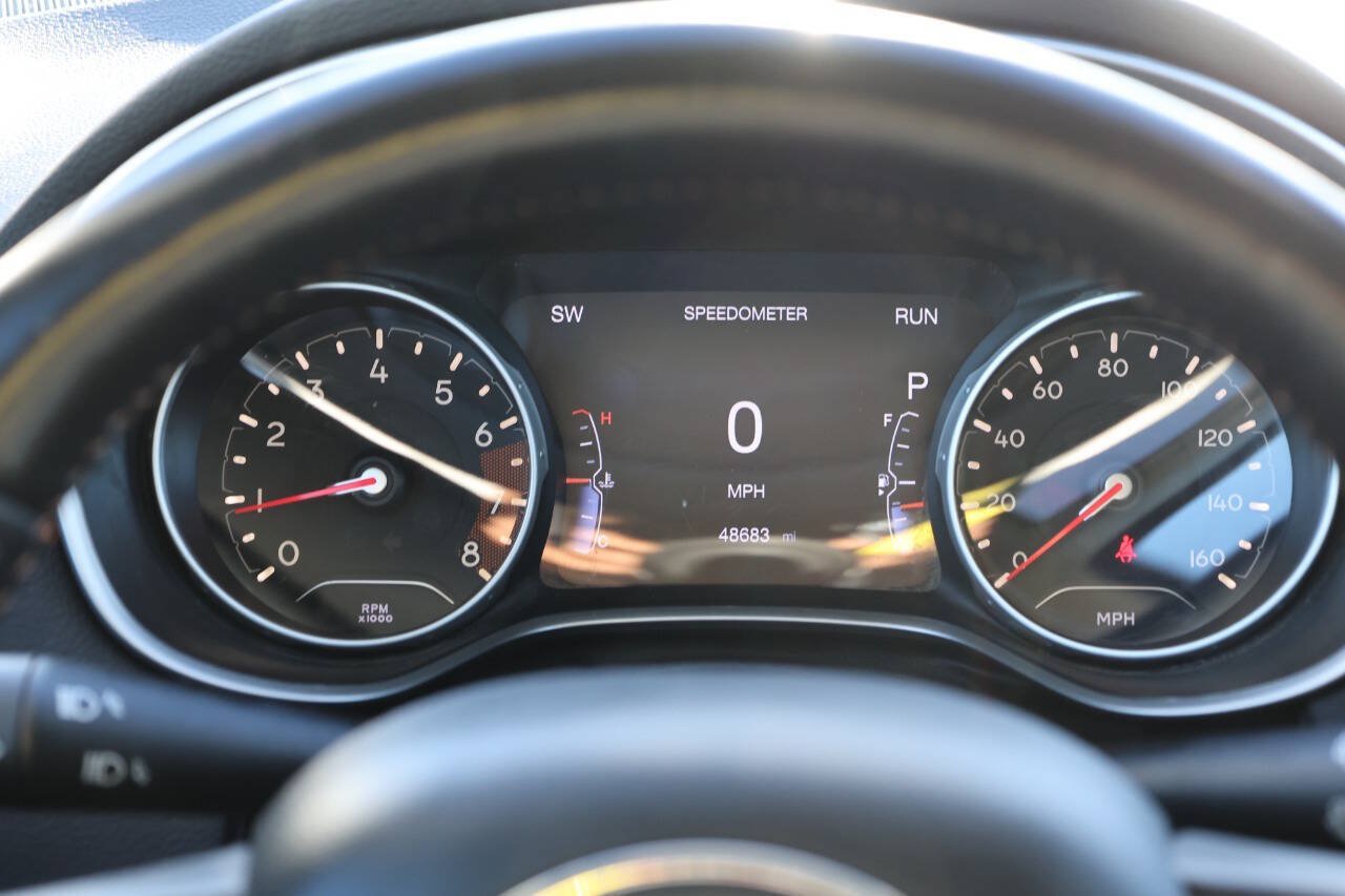 Used 2018 Jeep Compass Limited AWD/4WD image 19