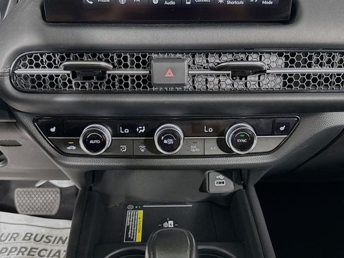 Used 2024 Honda HR-V EX-L image 25