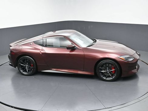 Used 2025 Nissan Z Performance w/ Floor Mat Package RWD image 39
