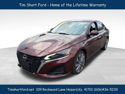 Used 2023 Nissan Altima 2.5 SL AWD/4WD image 3