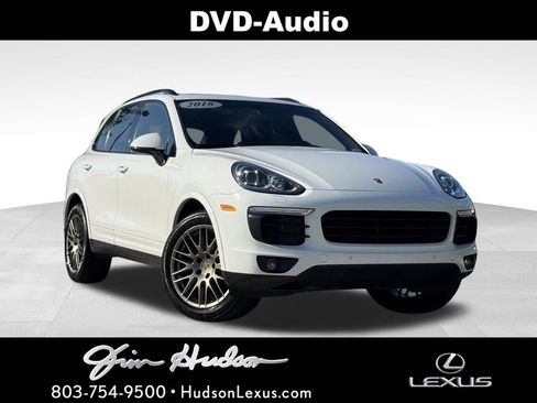 Used 2018 Porsche Cayenne Platinum Edition image 1