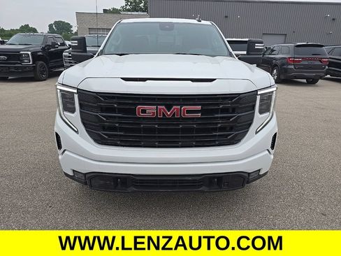 Used 2025 GMC Sierra 1500 Elevation w/ Preferred Package AWD/4WD image 2