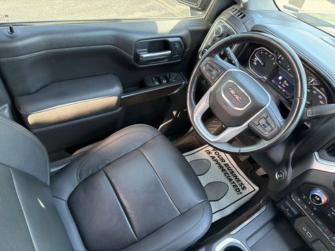 Used 2021 GMC Sierra 1500 SLT AWD/4WD image 19