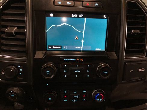 Used 2017 Ford F150 XLT w/ Equipment Group 302A Luxury AWD/4WD image 16