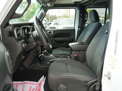 Used 2018 Jeep Wrangler Unlimited Sport S AWD/4WD image 12