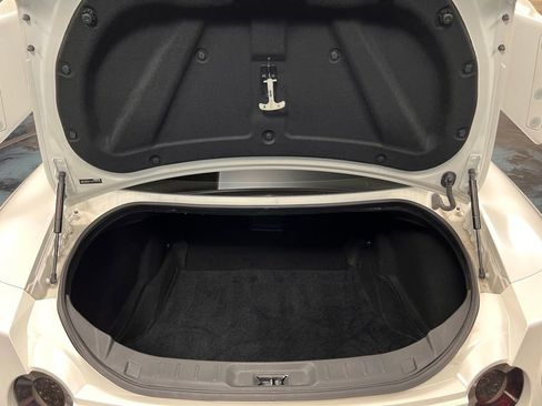 Used 2020 Nissan GT-R Premium AWD/4WD image 13